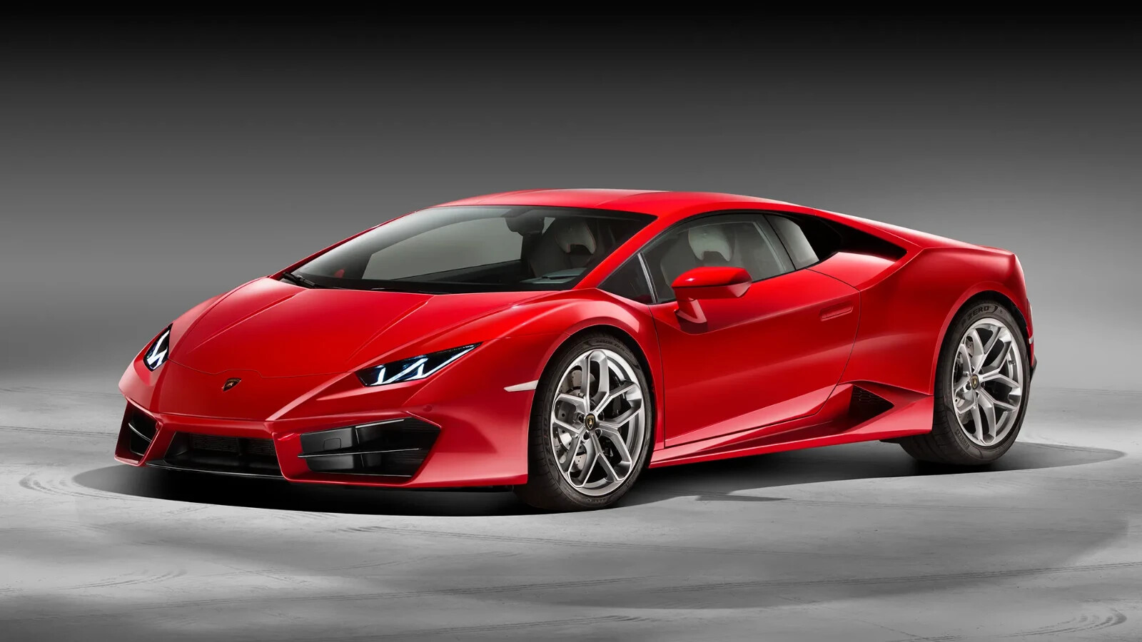 Lamborghini Huracan Front Windshield