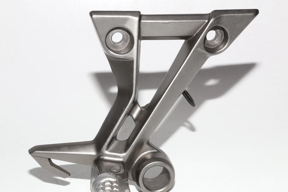 Оригинальная правая задняя пассажирская опора 13–17 Kawasaki Ninja 300 Ex300b Abs - Изображение 2 из 4