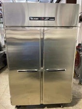 Used Victory VF-SA-2D 52" Top Mounted Double Solid Door Reach-In Freezer 115V