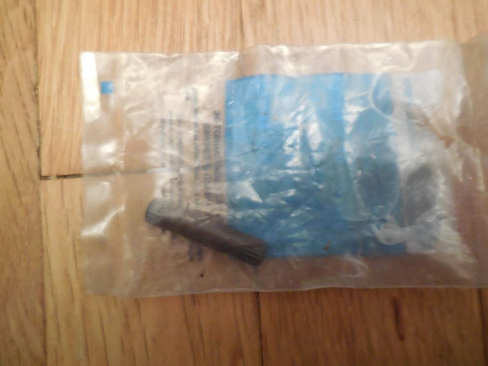 Pino de rolo de dobradiça de porta Ford Escort NOS 1982-1985 E2FZ-5823566-A - Imagem 2 de 2