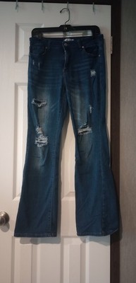 Rue 21 distressed flare jeans Size 9