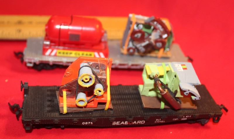 Railroad Flat Cars 2 Lot - N Y C & Seaboard w/Bulky Industrial Loads - HO Scale
