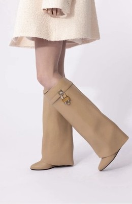 2K NIB GIVENCHY BEIGE CALF LEATHER SHARKLOCK BOOTS IN SZ 42 12 SOLD OUT