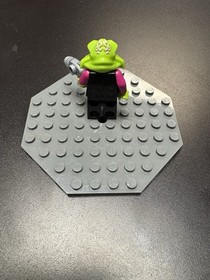 LEGO 7066 Alien Trooper Invader Minifigure Figure from Earth Defense HQ