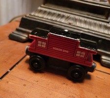 Thomas Wooden Railway 1994 Red Sodor Line Caboose Flat magnets