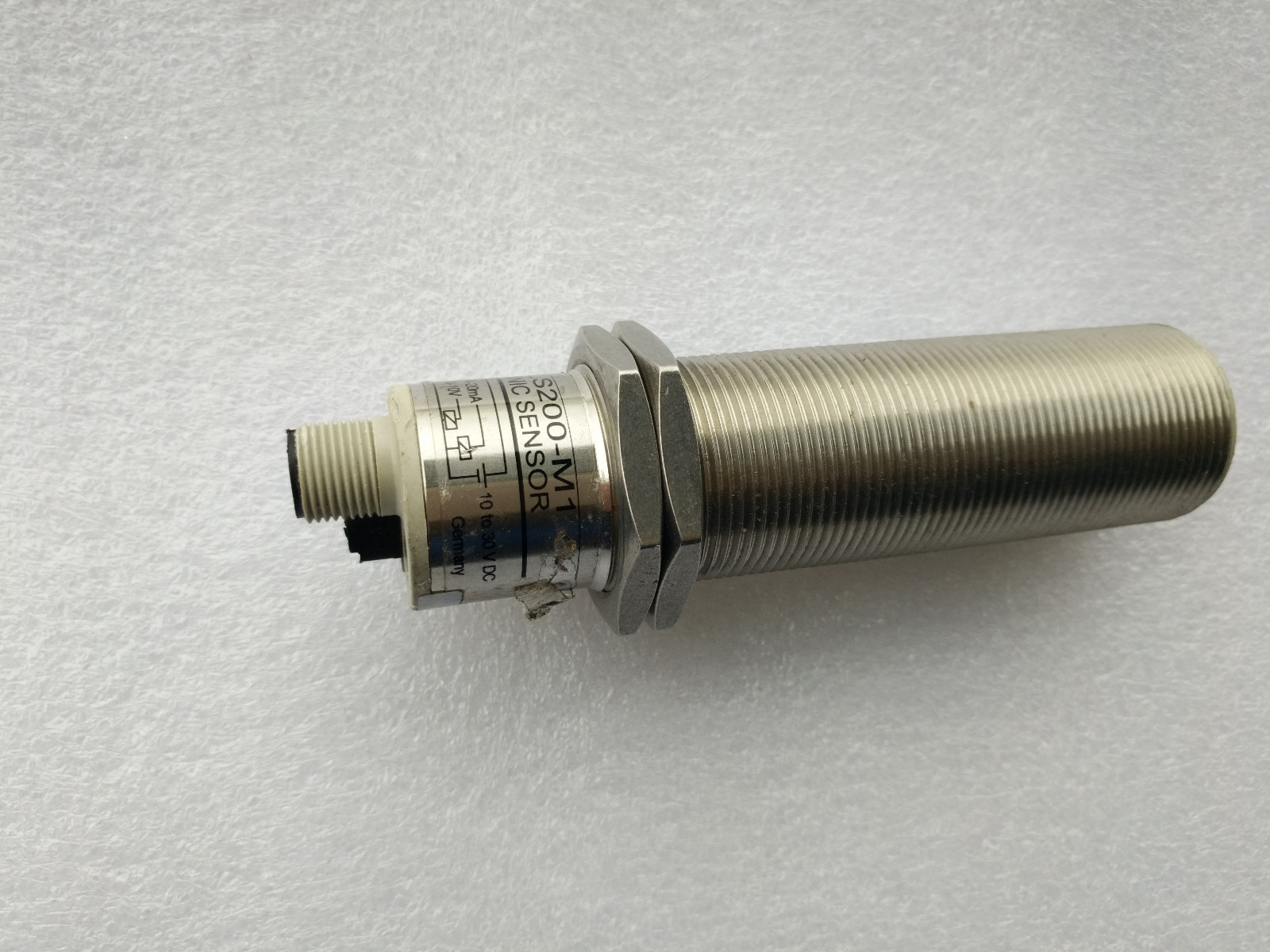 OMRON E4PA-LS200-M1 Ultrasonic Proximity Sensors