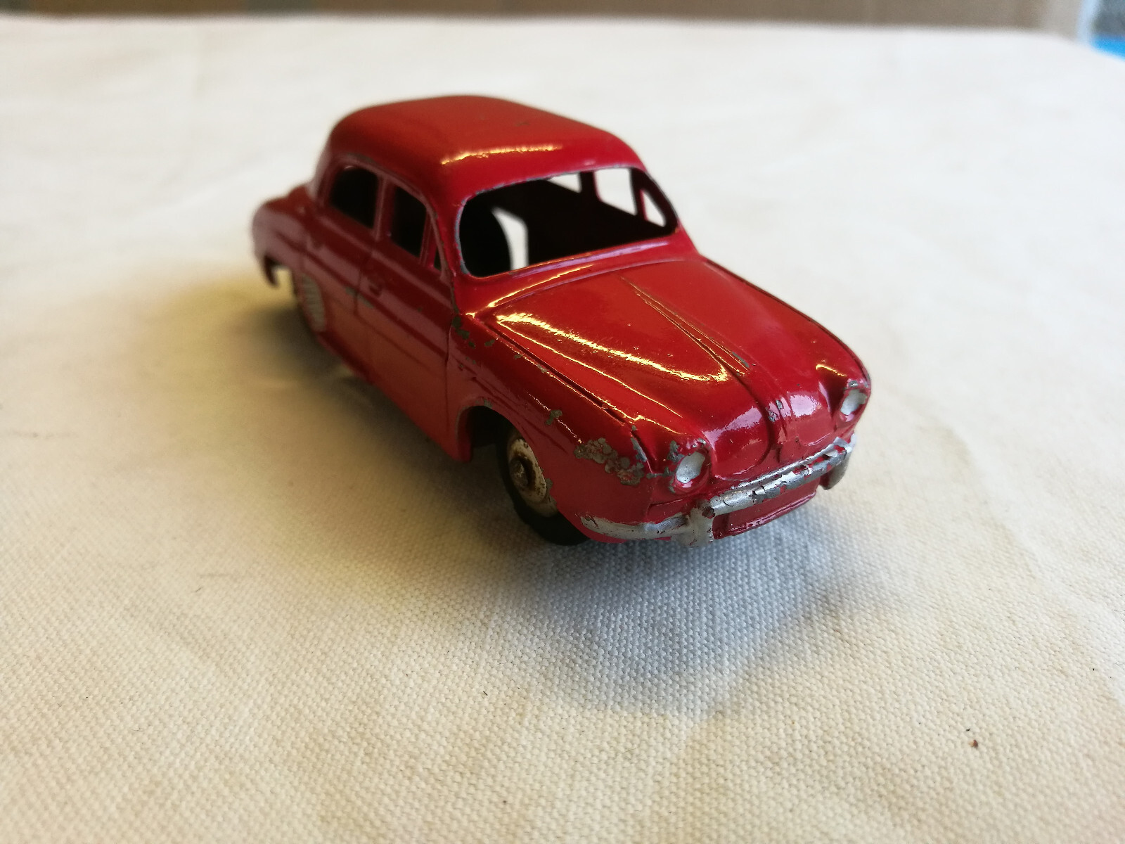 DINKY TOYS FRANCE REF 24E RENAULT DAUPHINE eBay