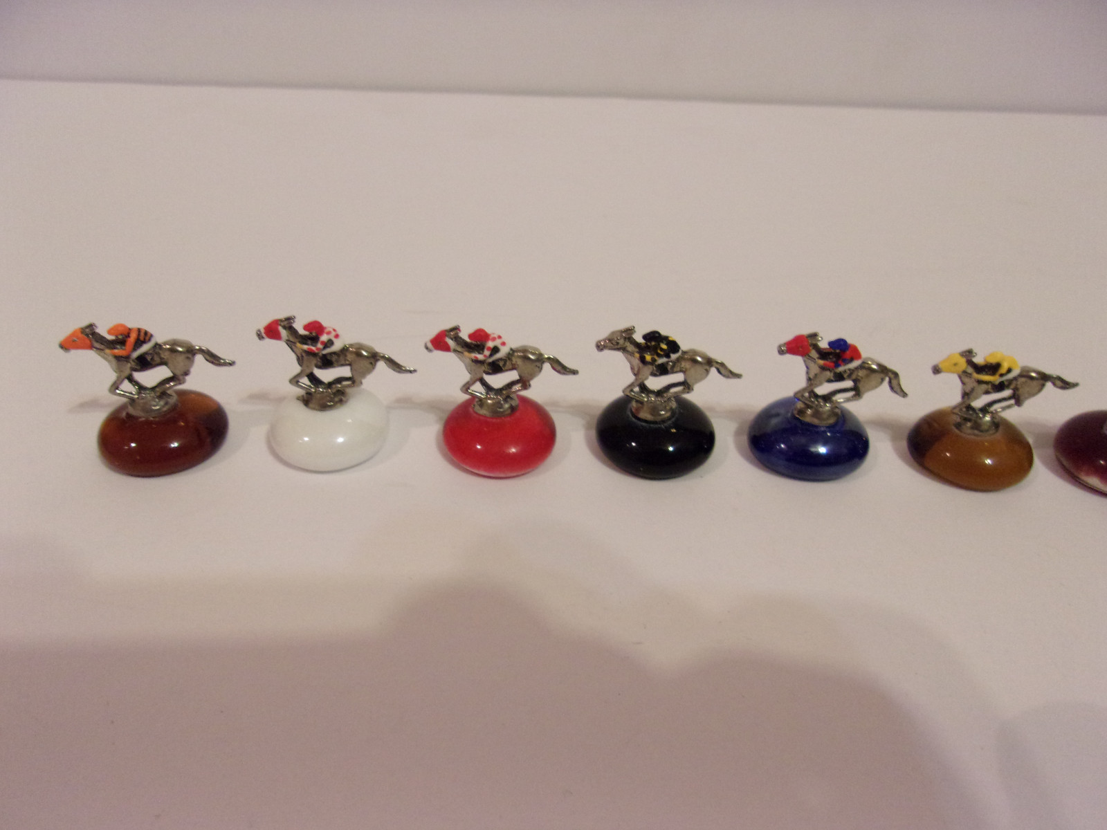 13 TRIPLE CROWN WINNERS MINIATURE FIGURINE HORSE RACING SET JUSTIFY SECRETARIAT