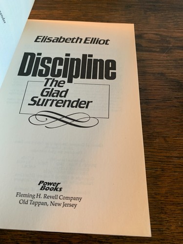 Elisabeth Elliot Softcover Book Lot - Picture 11 of 19