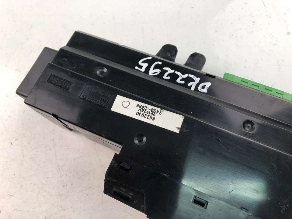 VOLVO S80 I TS, XY 8622040 Front Door Window Switch 2000 17725220 - Image 3 of 4