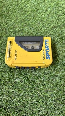Vintage Sony Sports Walkman WM-FS191 AM/FM Radio Cassette Works | eBay