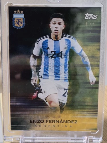 Enzo Fernández 1/1 – 2025 Topps Focus Argentina – One of One Gold Parallel