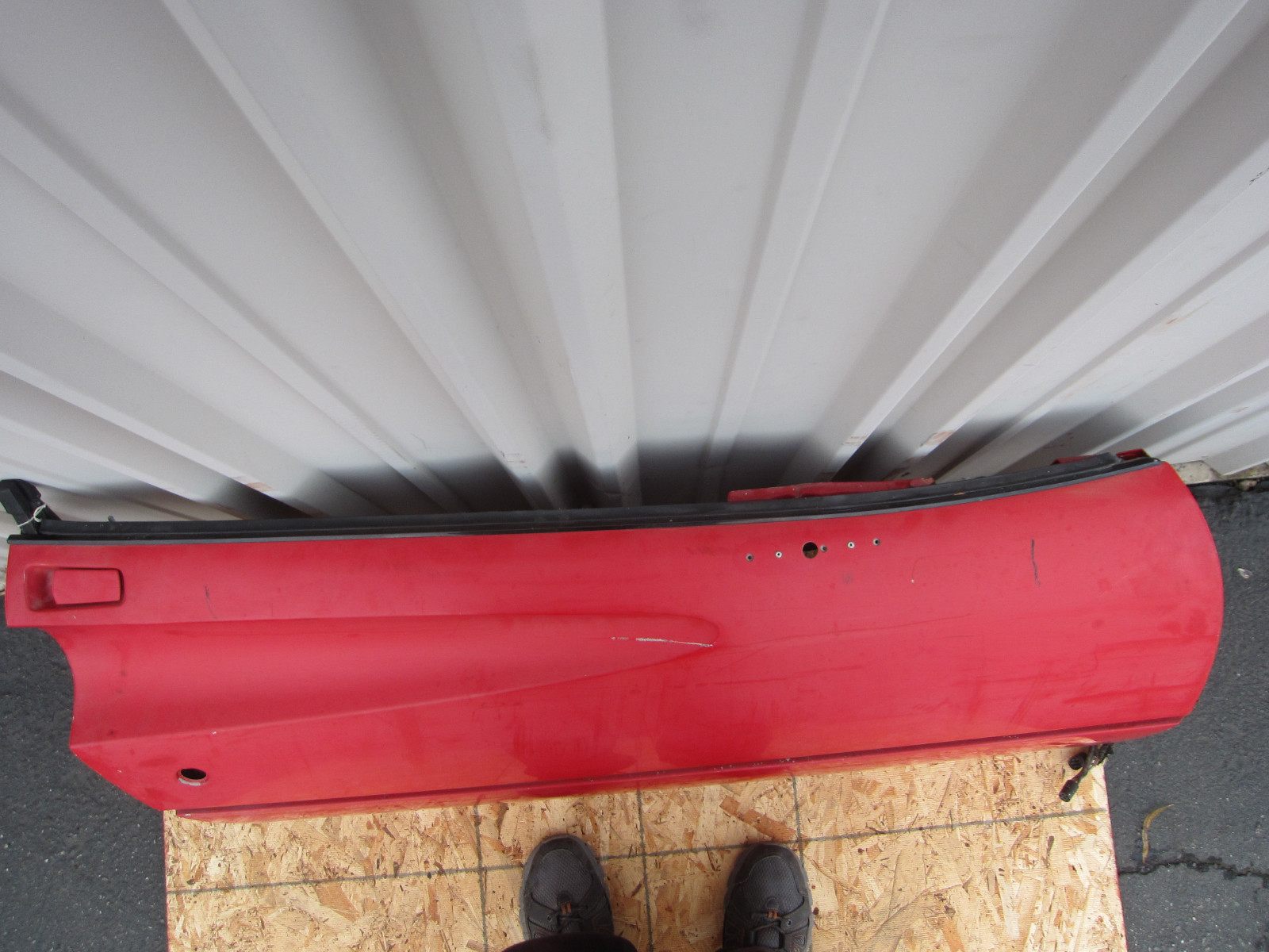 Ferrari 328 - RH / Passenger Door # 62303000