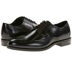 stacy adams men's garrison wingtip oxford