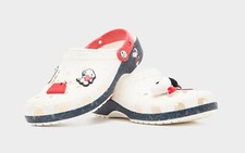 Crocs Peanuts Classic Clog Snoopy Unisex Multi Size with Jibbitz 211124 NEW