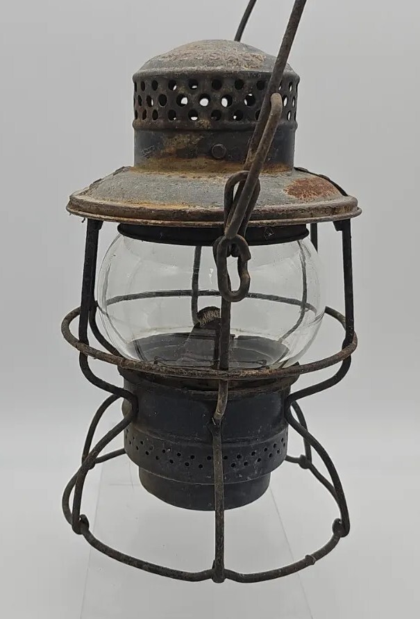Antique Vintage 1925 L & N RR Railroad Lantern Armspear Mfg Co New
