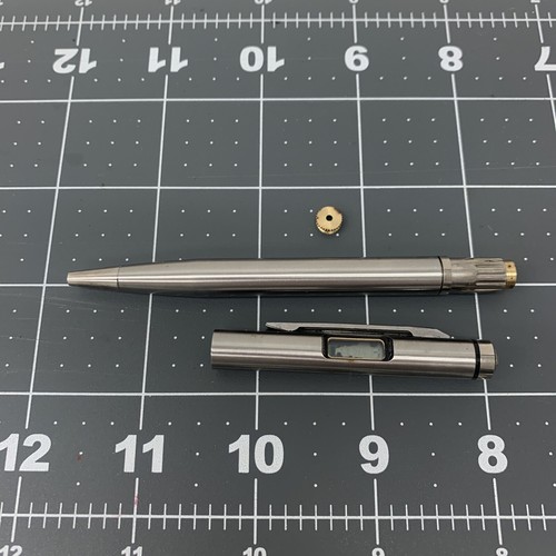Orologio Vintage Penna Orologio Digitale Cromato Argento Per Ricambi Funzionante - Foto 6 di 8