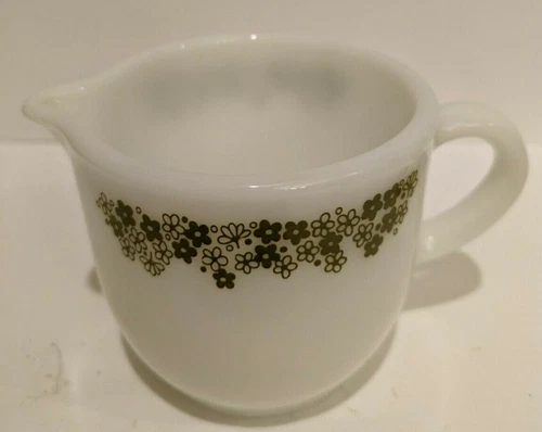 Vintage Pyrex Corning Crazy Daisy Spring Blossom Green Creamer