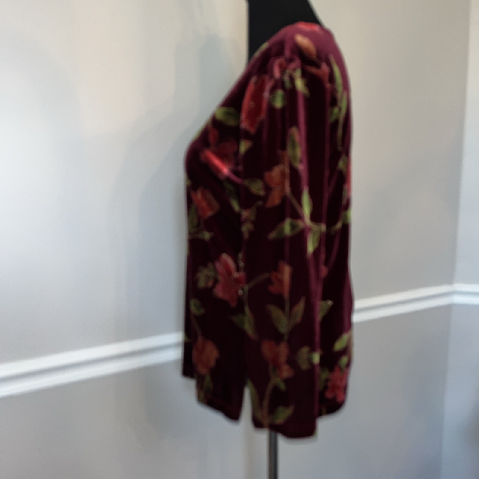 Notations Top Women's Size L Floral Burgundy Velvet Burnout Long Sleeve Blouse