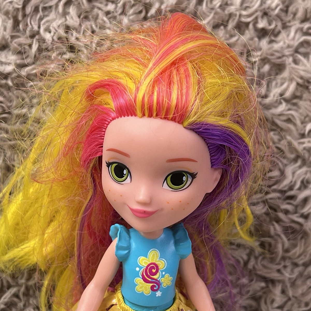 Sunny Day Stylingkopf – Nickelodeon, Mit 17 Accessoires, Memory-Haar, Ab 3 Jahren