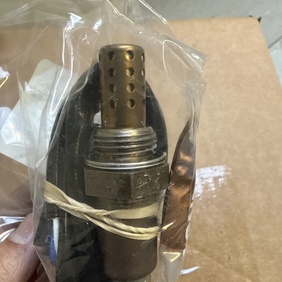 234-4738 Denso O2 Oxygen Sensor Front or Rear Driver Passenger Side UPSTREAM - Image 4 of 4