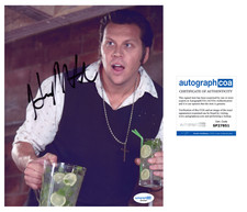 Hayes MacArthur 'A Haunted House 2' Signed 8x10 Photo 'Ned' ACOA