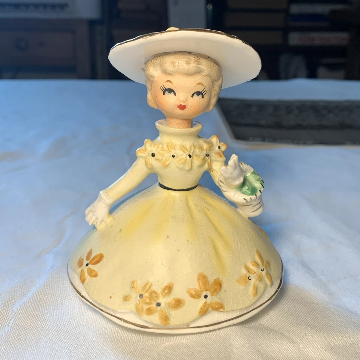 Yellow Ceramic Collectible 1950-1959 Time Period Manufactured
