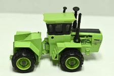 Ertl 1:64 Steiger Cougar 4 Wheel Drive Diecast Green #1945