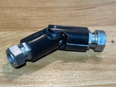 Wellengelenk / Kreuzgelenk für  6mm Welle Kunststoff, spielfrei, unbenutzt, NEU!