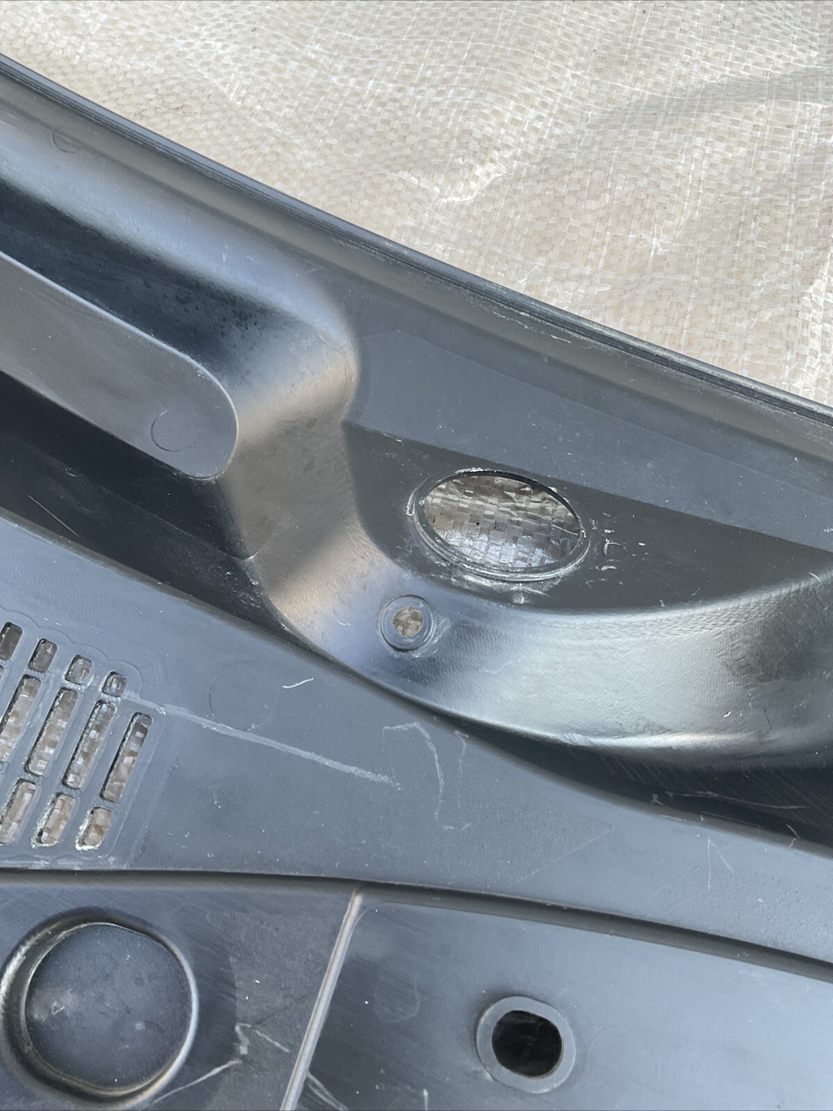 MASERATI QuattroPorte WINDSHIELD WIPER COWL COVER PANEL GRILLE OEM 14-20