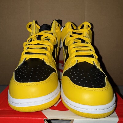 レア　NIKE ナイキ スニーカー　イエロー Nike Dunk High Varsity Maize Black Yellow (CZ8149-002) Men's Size