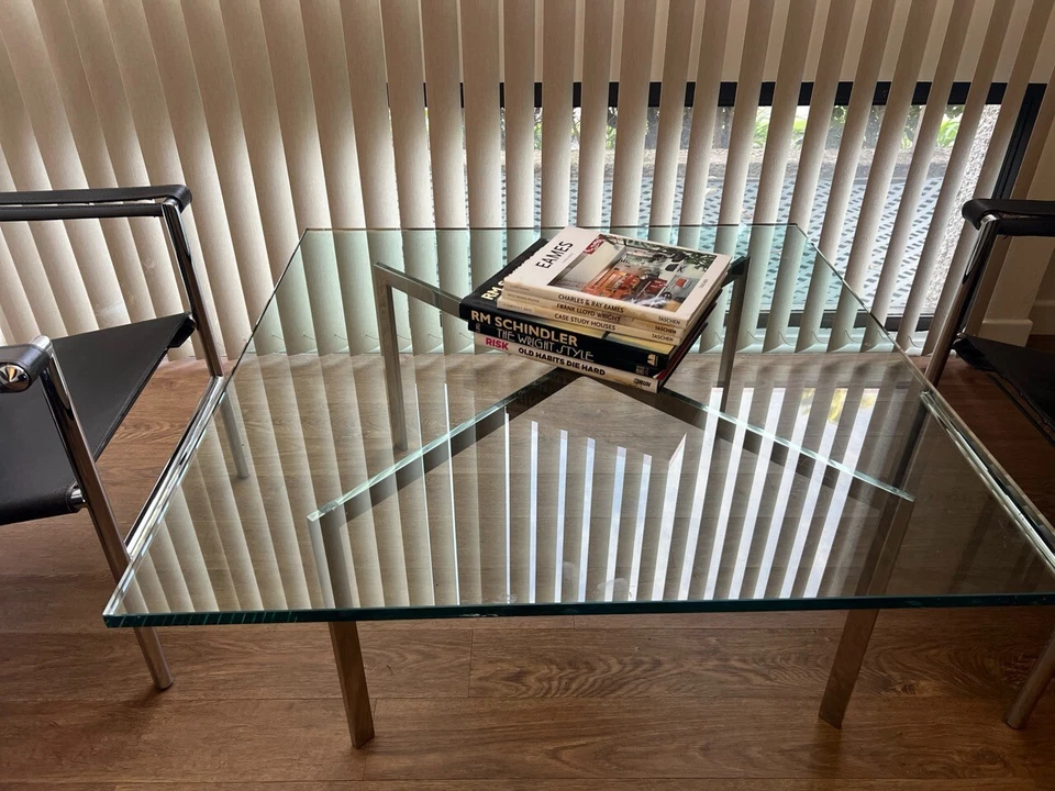 Mesa de centro Barcelona de acero inoxidable de Mies van der Rohe para Knoll KK Marking Foto 4 de 4