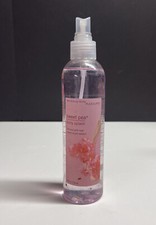 Bath Body Works Pleasures SWEET PEA Body Mist Spray Splash 8 fl.oz