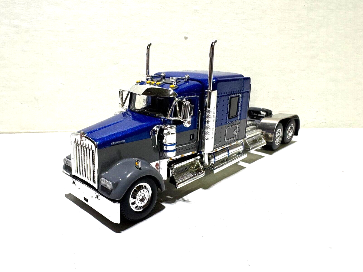 DCP, FIRST GEAR 1/64 SCALE W-900 KENWORTH MID ROOF SLEEPER, BLUE