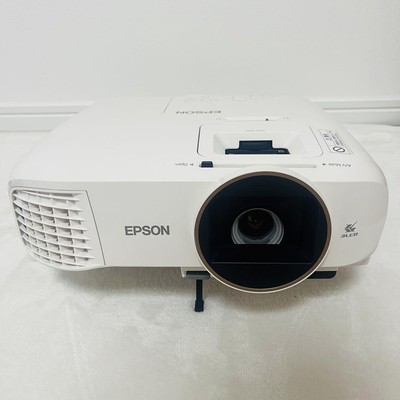 Epson EH-TW5650 Dreamio Full HD Home Theater Projector 2500 Lumens WiFi USED