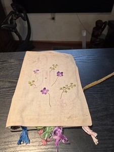 Unique Vintage Custom Made Sewed Embroidery Floss Holder Organizer Cloth Book