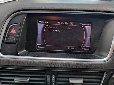 Bildschirm AUDI Q5 8R (2008-2012) 8T0919603E