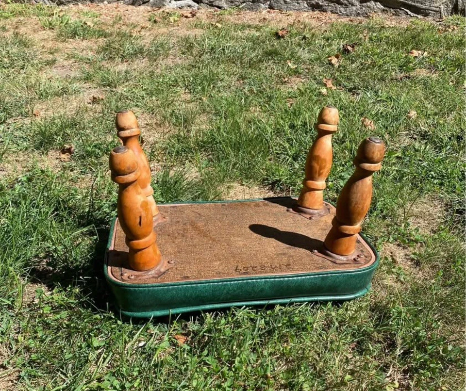 Reposapiés pequeño vintage vinilo verde otomano Foto 3 de 3