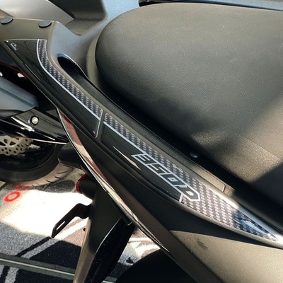 3D Aufkleber kompatibel mit Roller Zontes 350D 2023-2025 Beifahrergriffe