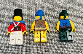 LEGO 6241 Pirates Loot Island Treasure Island Original Box Complete