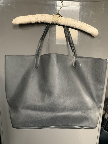 Givenchy Handbag - Picture 3 of 13