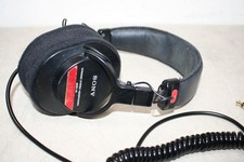 Sony MDR-V6 Studio Monitor Dynamic Stereo Hea...