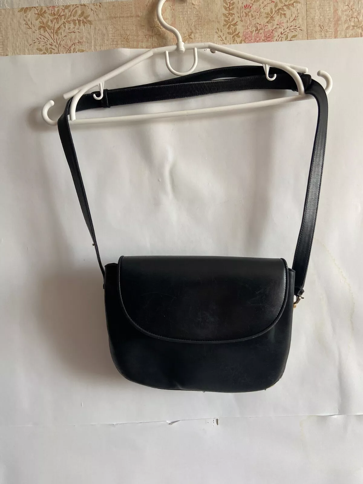 Sac bandoulière vintage Gucci bleu foncé 001 406 1129 cuir rabat bandoulière