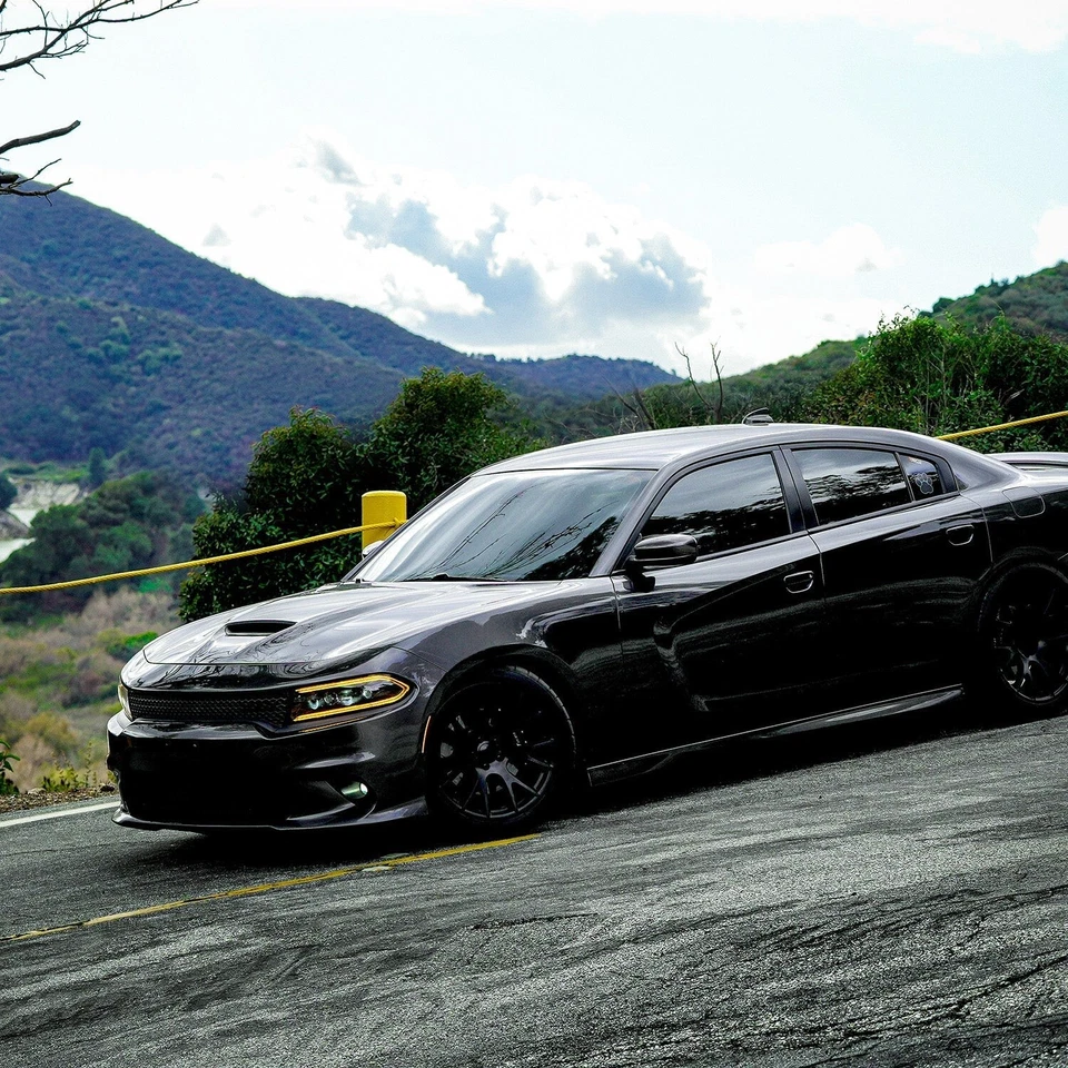 Faros proyectores LED AlphaRex negros LUXX para Dodge Charger 2015-2023 Foto 4 de 4