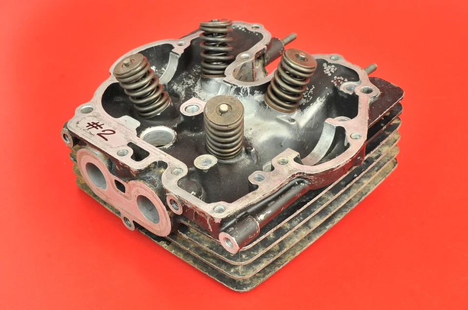 Honda XR200R XR 200R 1984-1985 culata extremo superior válvula caja 12200-KK0-000 Foto 2 de 4