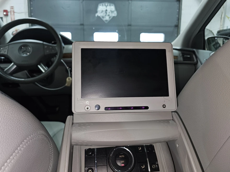 Pantalla de infoentretenimiento usada se adapta a: Mercedes-benz Mercedes clase r 251 2007 tipo R32 Foto 3 de 4