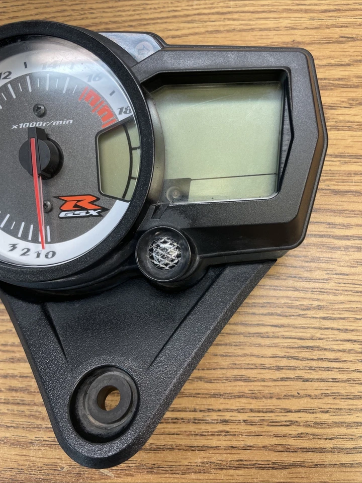 SUZUKI GSX-R600 2008-2009 SPEEDOMETER METER TACHOMETER PART # 34120-37H20 - Image 2 of 4
