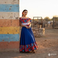 Conjunto de Vestido Floral Adelita Tradicional Mexicano - Hecho a Mano Dos Piezas