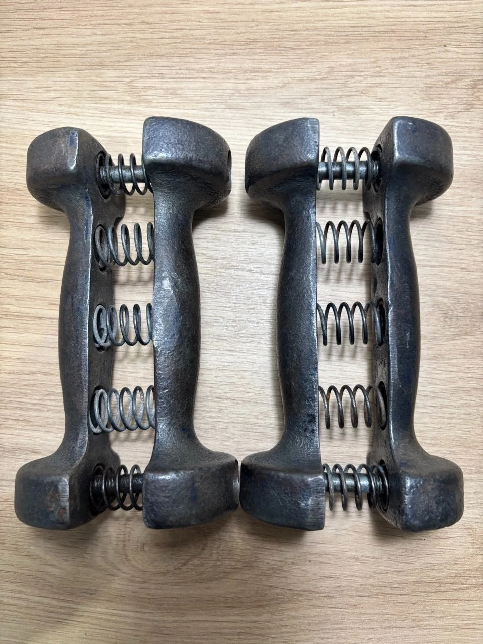 Vintage Pair Of Antique Cast Metal Spring Grip Dumbbell 3lb Each Work Great