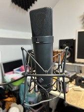 Neumann U87 Ai Studio Condenser Microphone with Shock Mount & Case - Good Condit